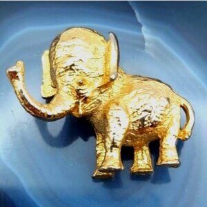 Vintage Gold Plated Elephant Brooch Jewelry Pin Trunk Up For Good Luck